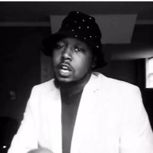 Meet your Posher, Larry